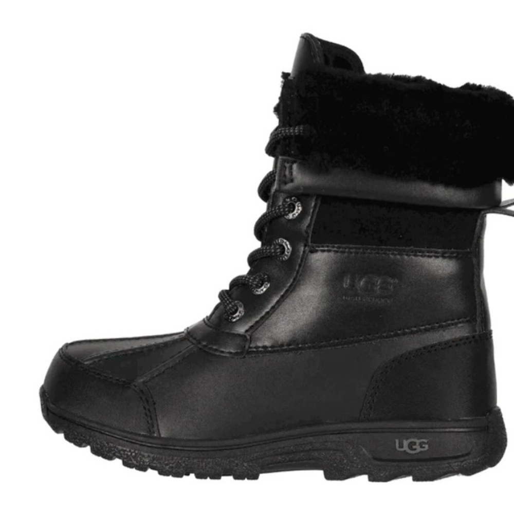 NWOB UGG Big Kids' Butte II CWR - Size 1 and 4